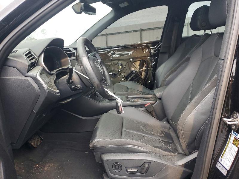 77869615 :رقم المزاد ، WA1EECF36M1021231 vin ، 2021 Audi Q3 مزاد بيع