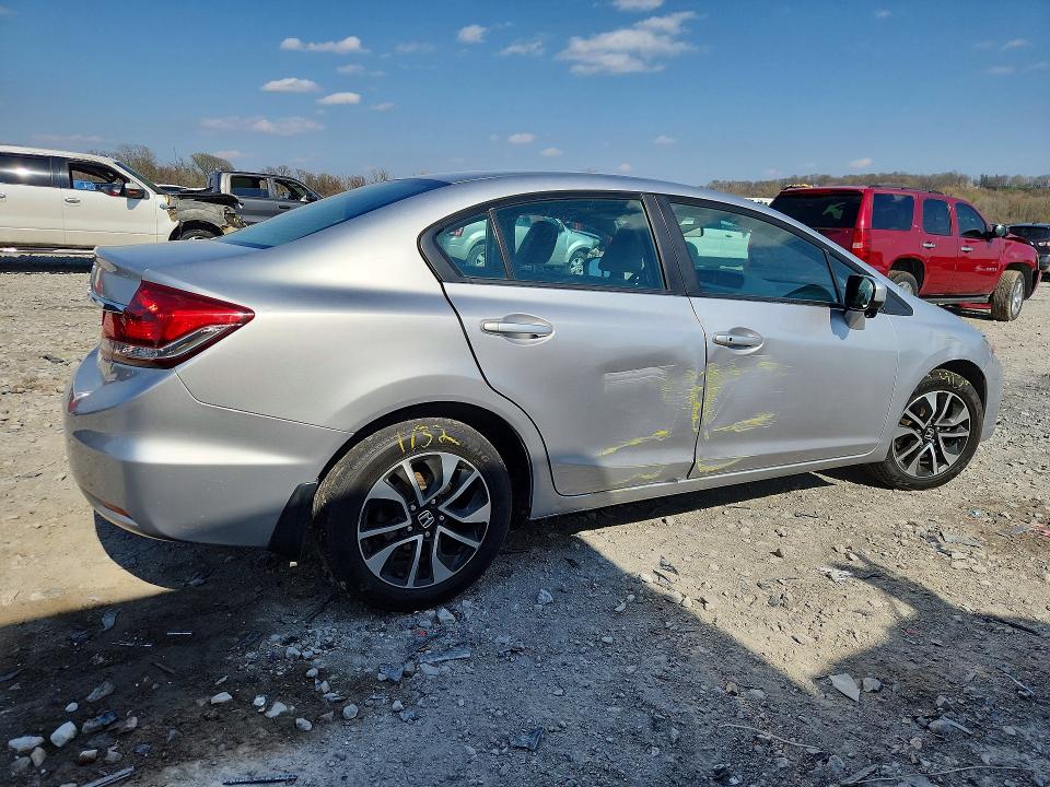 Продажа на аукционе авто 2015 Honda Civic, vin: 19XFB2F86FE010173, номер лота: 47873616