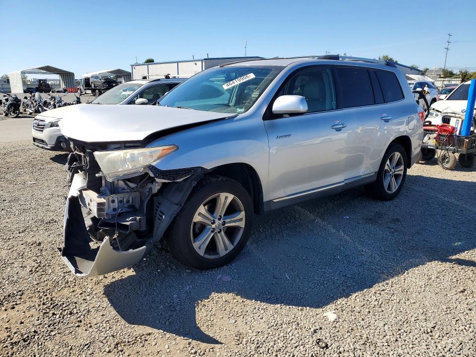 Продажа на аукционе авто 2013 Toyota Highlander, vin: 5TDYK3EH1DS122138, номер лота: 46419906