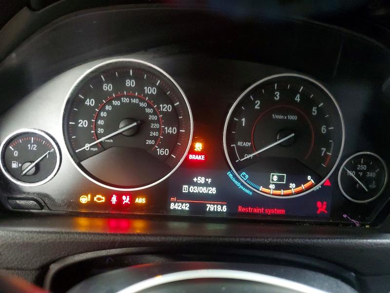 41690546 :رقم المزاد ، WBA3A9C50FF686677 vin ، 2015 Bmw 335 مزاد بيع