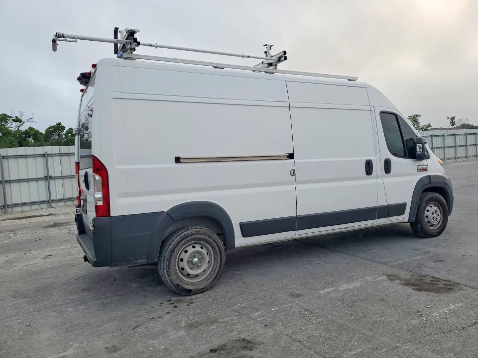 46722796 :رقم المزاد ، 3C6TRVDG3JE156721 vin ، 2018 Ram Promaster 2500 مزاد بيع