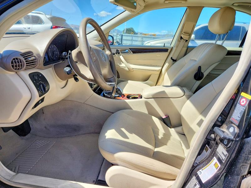 47284086 :رقم المزاد ، WDBRF54H27F875508 vin ، 2007 Mercedes-benz C مزاد بيع