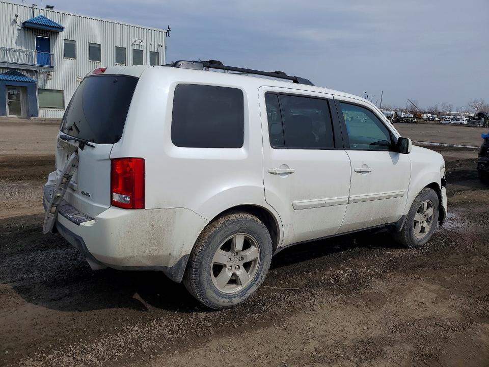47698476 :رقم المزاد ، 5FNYF4H58BB505670 vin ، 2011 Honda Pilot مزاد بيع