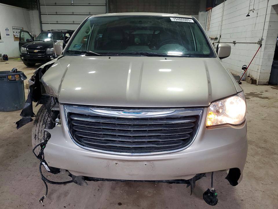 Auction sale of the 2015 Chrysler Town & Country, vin: 2C4RC1BG2FR699516, lot number: 79486985