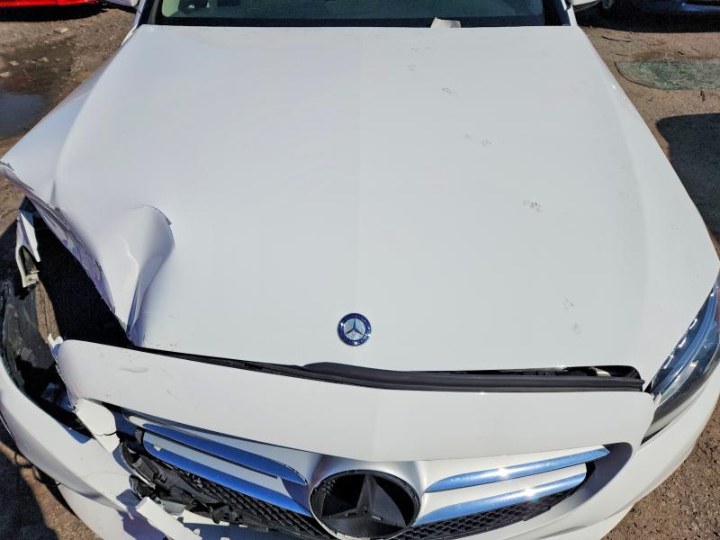 41951426 :رقم المزاد ، 55SWF4KB1FU052762 vin ، 2015 Mercedes Benz C مزاد بيع