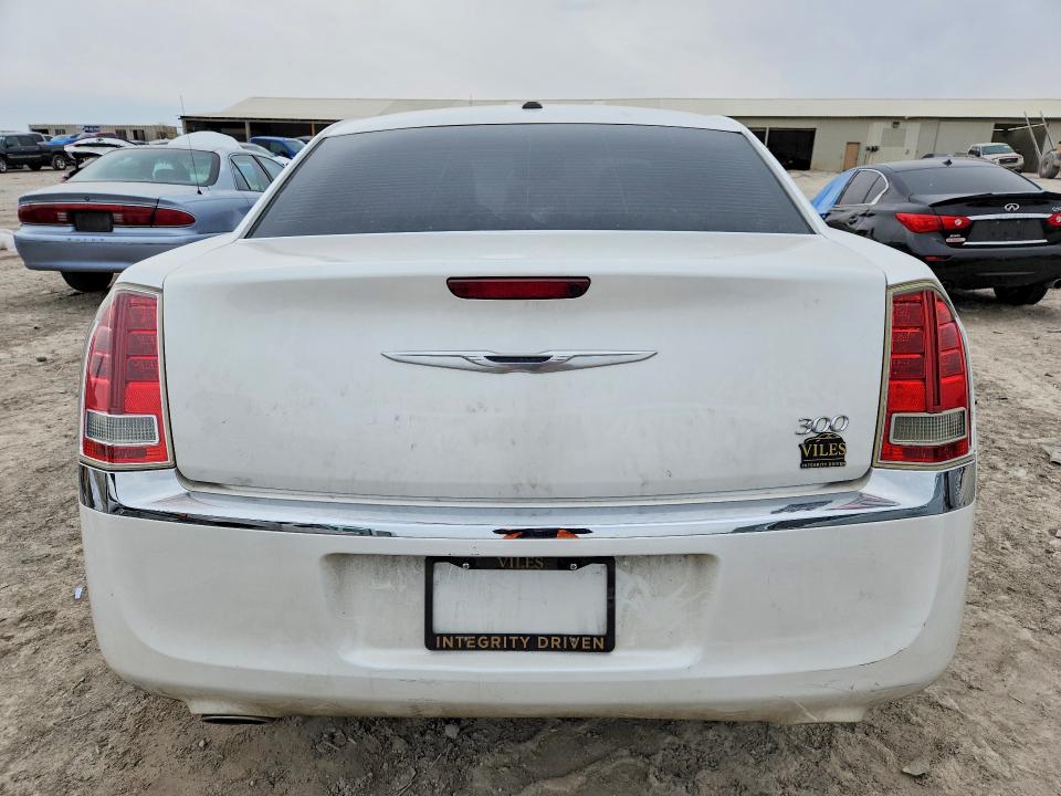 2011 Chrysler 300 მანქანა იყიდება აუქციონზე, vin: 2C3CA4CG0BH528571, აუქციონის ნომერი: 79418015