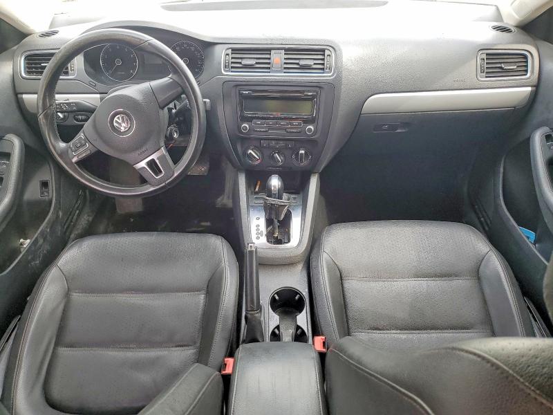 47360146 :رقم المزاد ، 3VWDX7AJ6DM352402 vin ، 2013 Volkswagen Jetta مزاد بيع