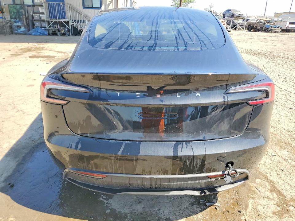 41834666 :رقم المزاد ، 5YJ3E1EA1SF046835 vin ، 2025 Tesla Model 3 مزاد بيع