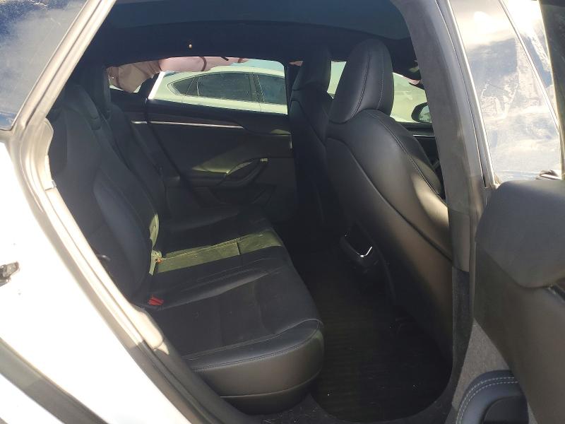 47926436 :رقم المزاد ، 5YJSA1E55NF478908 vin ، 2022 Tesla Model S مزاد بيع