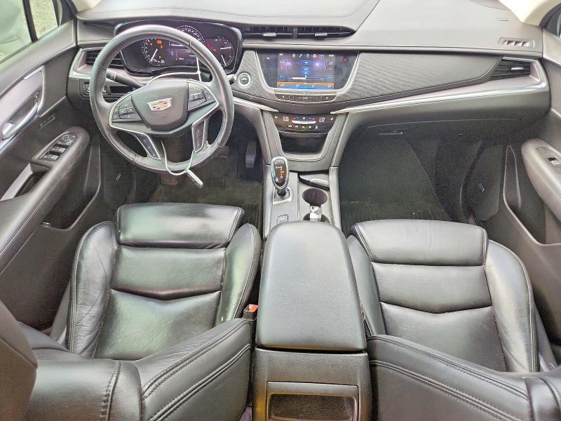 48104176 :رقم المزاد ، 1GYKNDRS1HZ304588 vin ، 2017 Cadillac Xt5 مزاد بيع