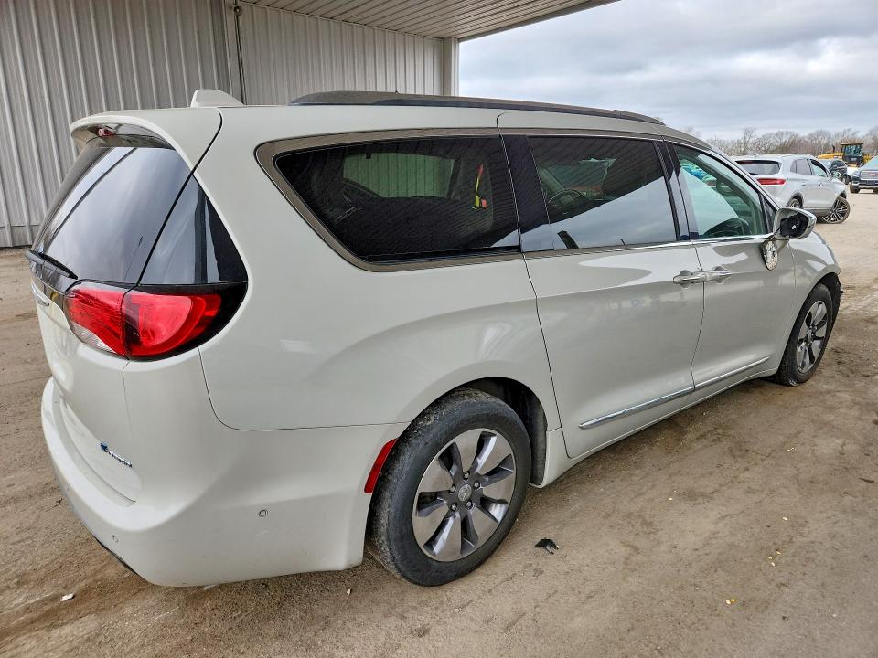 Продажа на аукционе авто 2017 Chrysler Pacifica, vin: 2C4RC1N70HR710933, номер лота: 79933775