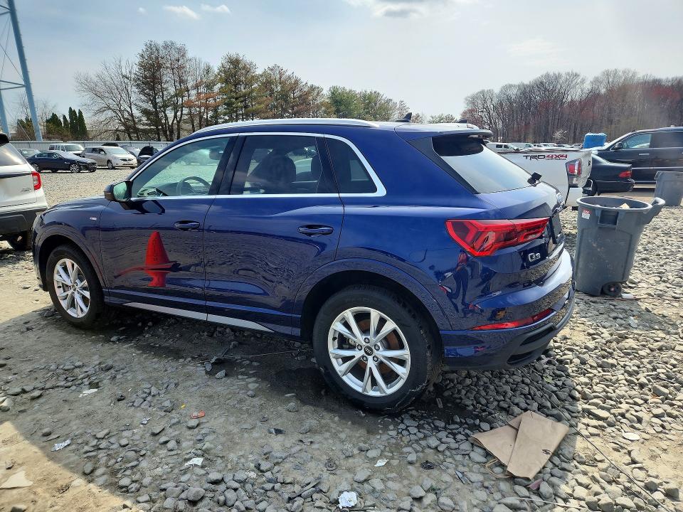 47709316 :رقم المزاد ، WA1EECF37P1022540 vin ، 2023 Audi Q3 مزاد بيع