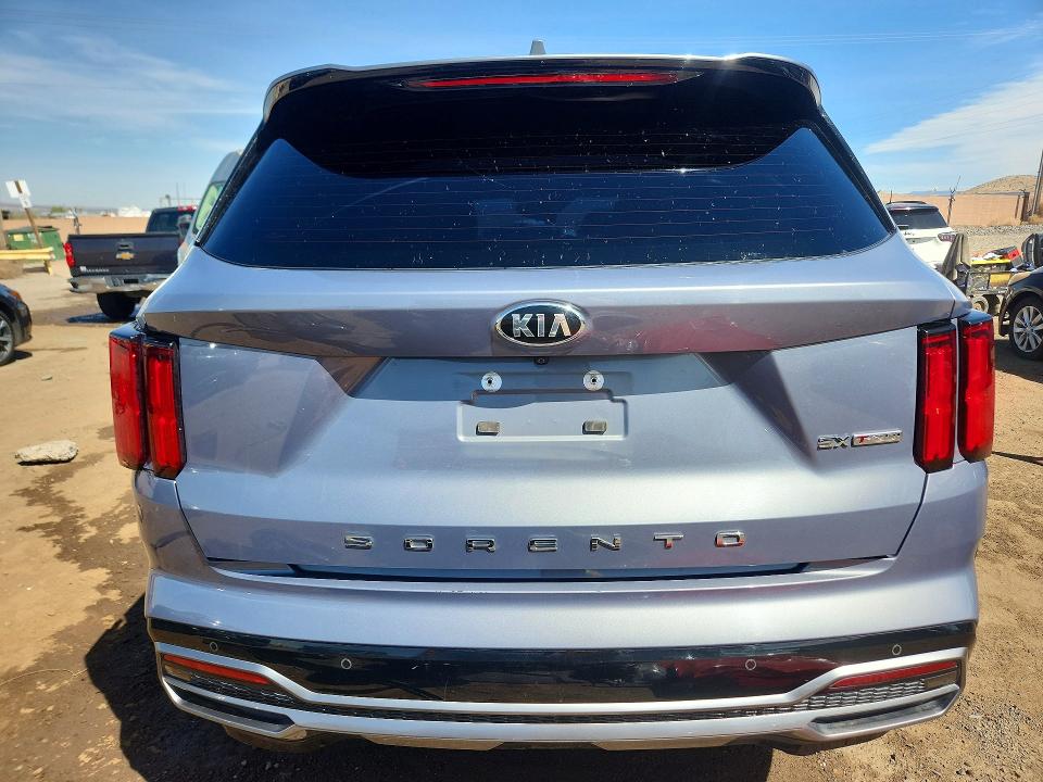 Продажа на аукционе авто 2021 Kia Sorento, vin: 5XYRK4LF8MG033496, номер лота: 47043336
