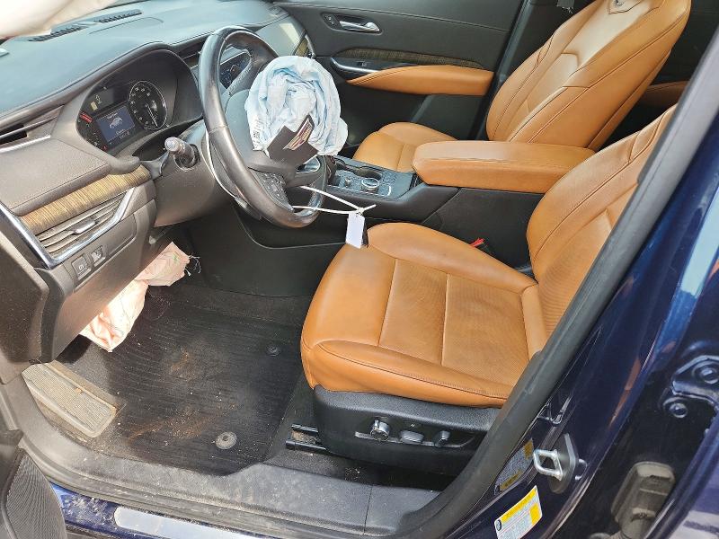 76726615 :رقم المزاد ، 1GYFZDR42KF113701 vin ، 2019 Cadillac Xt4 مزاد بيع