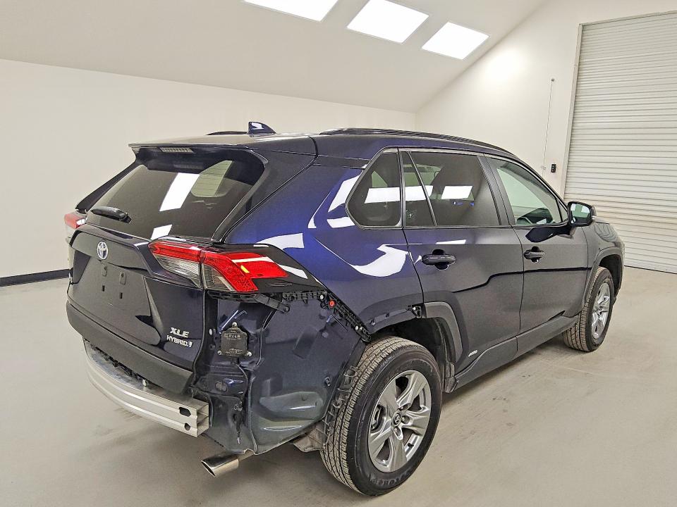 2024 Toyota Rav4 Hybrid მანქანა იყიდება აუქციონზე, vin: 2T3RWRFV7RW201707, აუქციონის ნომერი: 46838066