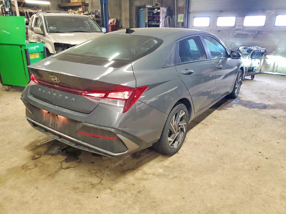 Продаж на аукціоні авто 2025 Hyundai Elantra, vin: KMHLM4DG2SU964915, номер лоту: 45921826