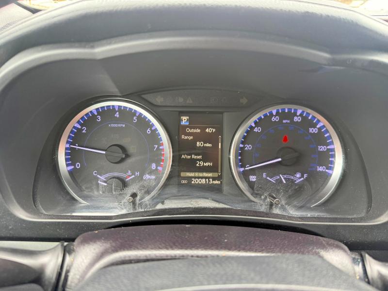45568616 :رقم المزاد ، 5TDBZRFH5JS910676 vin ، 2018 Toyota Highlander مزاد بيع