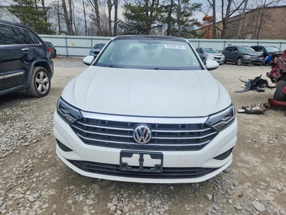 46989106 :رقم المزاد ، 3VWC57BU8MM103092 vin ، 2021 Volkswagen Jetta مزاد بيع