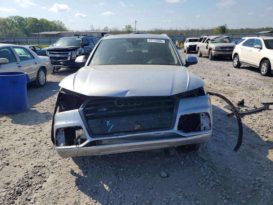 47113906 :رقم المزاد ، WA1BNAFY1J2184393 vin ، 2018 Audi Q5 مزاد بيع