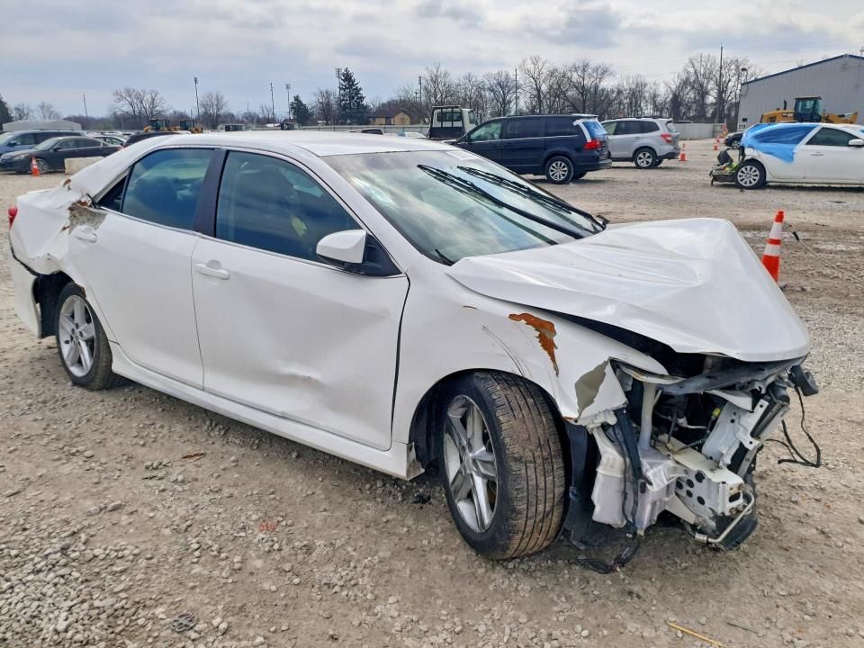 79302065 :رقم المزاد ، 4T1BF1FK6DU265036 vin ، 2013 Toyota Camry مزاد بيع