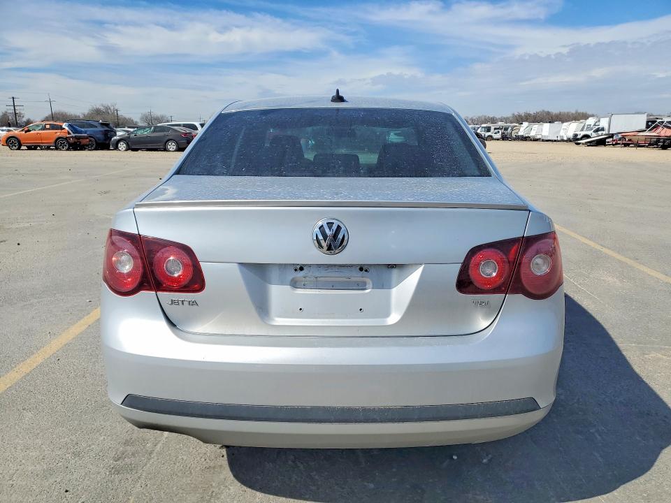 Aukcja sprzedaży 2010 Volkswagen Jetta, vin: 3VWAL8AJ1AM031772, numer aukcji: 46626906