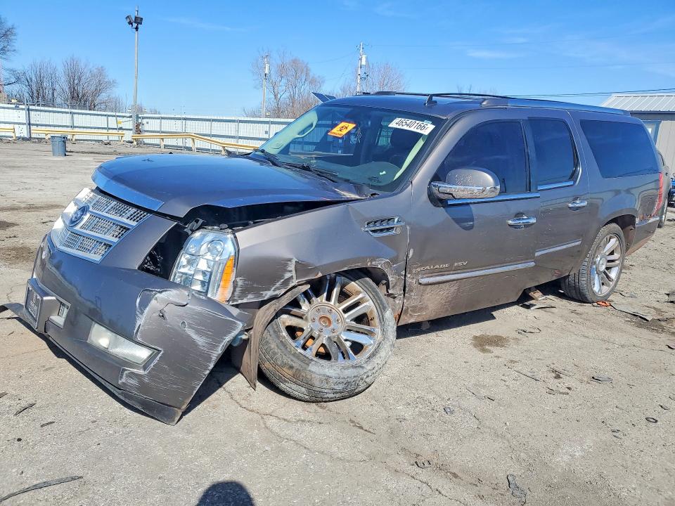 2011 Cadillac Escalade მანქანა იყიდება აუქციონზე, vin: 1GYS4KEFXBR148266, აუქციონის ნომერი: 46540166
