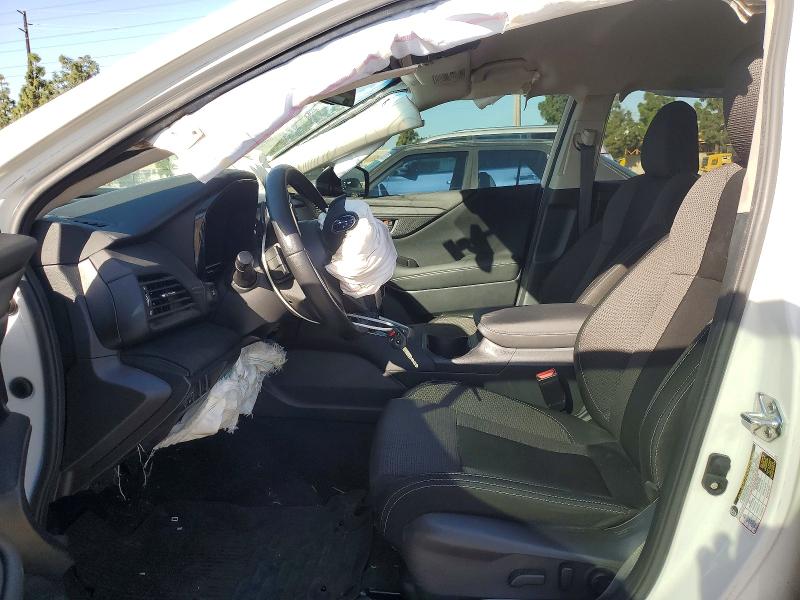 45567656 :رقم المزاد ، 4S4BTACC4M3165576 vin ، 2021 Subaru Outback مزاد بيع