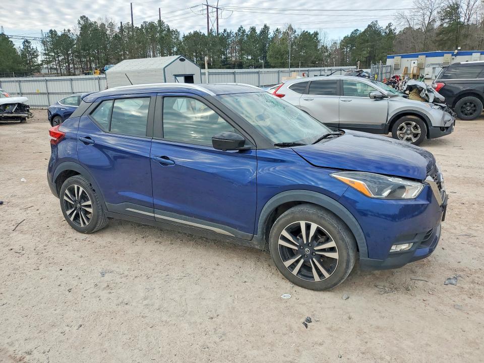46627646 :رقم المزاد ، 3N1CP5DV8LL579468 vin ، 2020 Nissan Kicks مزاد بيع