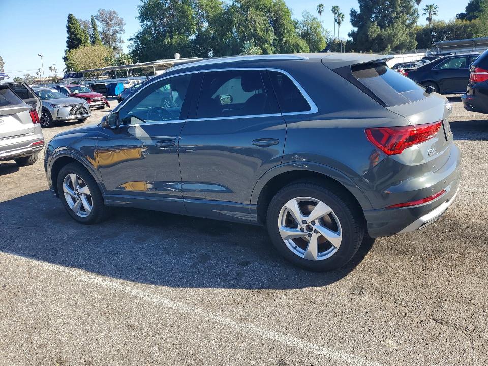 2020 Audi Q3 მანქანა იყიდება აუქციონზე, vin: WA1AECF3XL1111530, აუქციონის ნომერი: 46050746