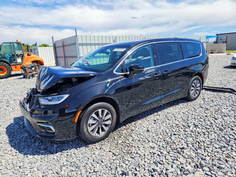 2024 Chrysler Pacifica მანქანა იყიდება აუქციონზე, vin: 2C4RC1S71RR156954, აუქციონის ნომერი: 46528386