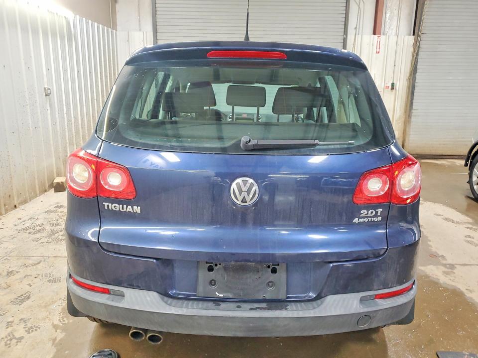 2011 Volkswagen Tiguan მანქანა იყიდება აუქციონზე, vin: WVGBV7AX4BW517361, აუქციონის ნომერი: 45540306