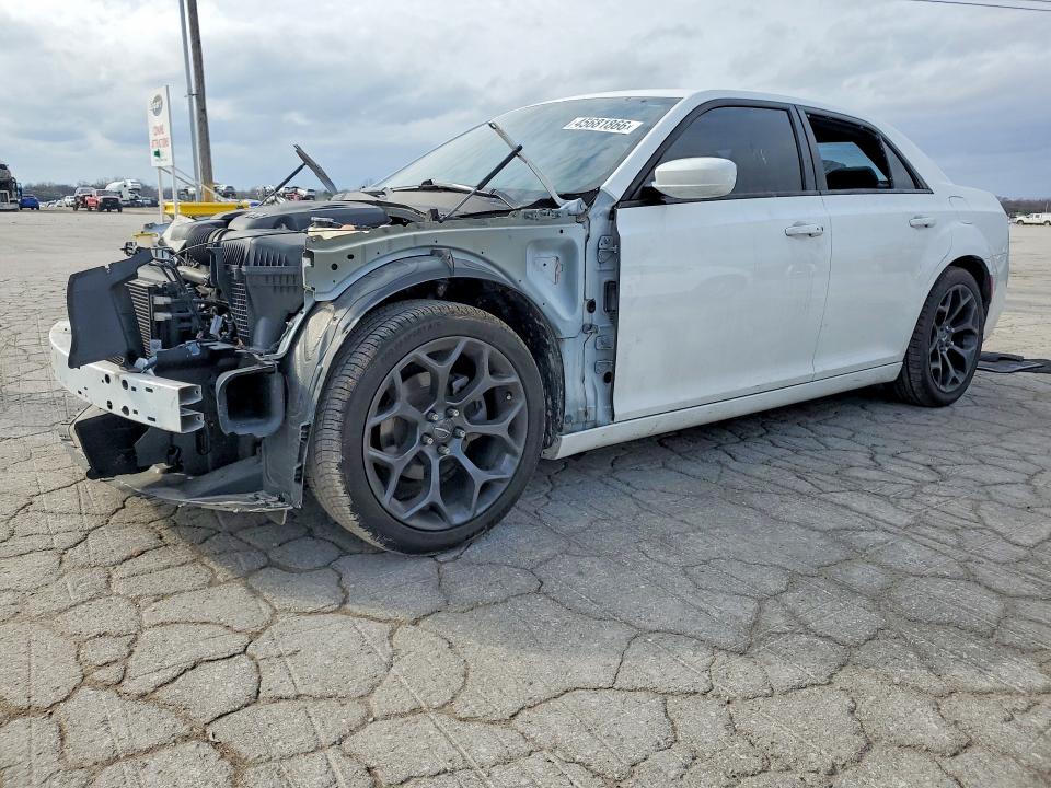 45681866 :رقم المزاد ، 2C3CCABG9KH516025 vin ، 2019 Chrysler 300 مزاد بيع