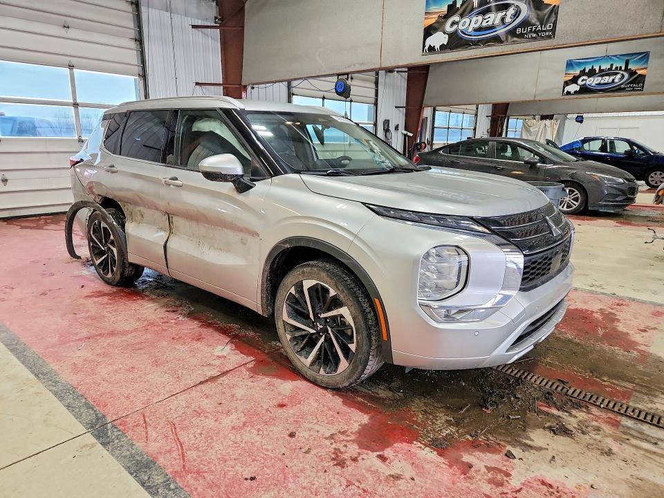 2023 Mitsubishi Outlander მანქანა იყიდება აუქციონზე, vin: JA4J3VA82PZ020313, აუქციონის ნომერი: 46685306