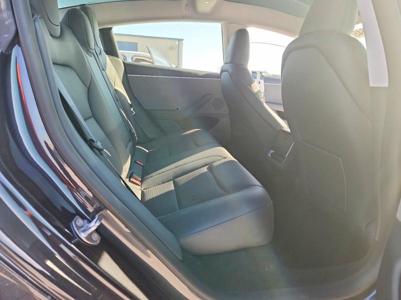 47648016 :رقم المزاد ، 5YJ3E1EA1SF055437 vin ، 2025 Tesla Model 3 مزاد بيع