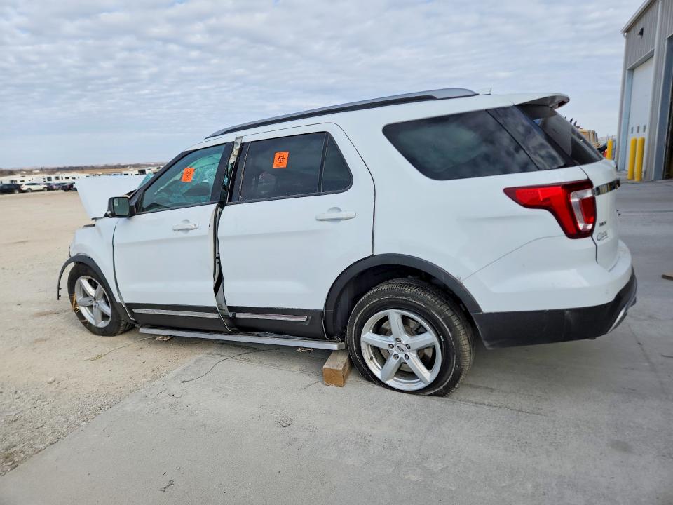 45584806 :رقم المزاد ، 1FM5K8D88GGA38071 vin ، 2016 Ford Explorer مزاد بيع
