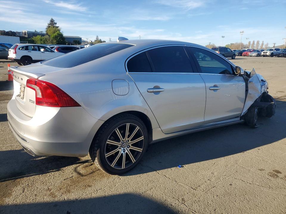 Продажа на аукционе авто 2016 Volvo S60, vin: LYV402FK1GB089077, номер лота: 79549335