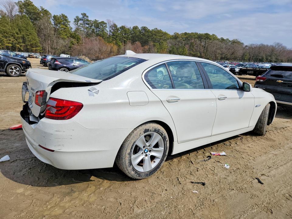 2011 Bmw 528 მანქანა იყიდება აუქციონზე, vin: WBAFR1C56BC736890, აუქციონის ნომერი: 79249555