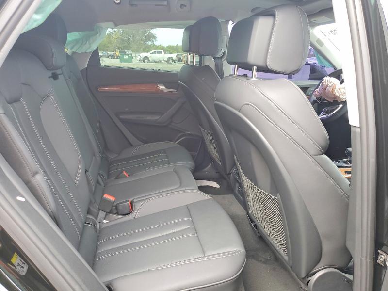46121156 :رقم المزاد ، WA1CBAFY5R2001909 vin ، 2024 Audi Q5 مزاد بيع