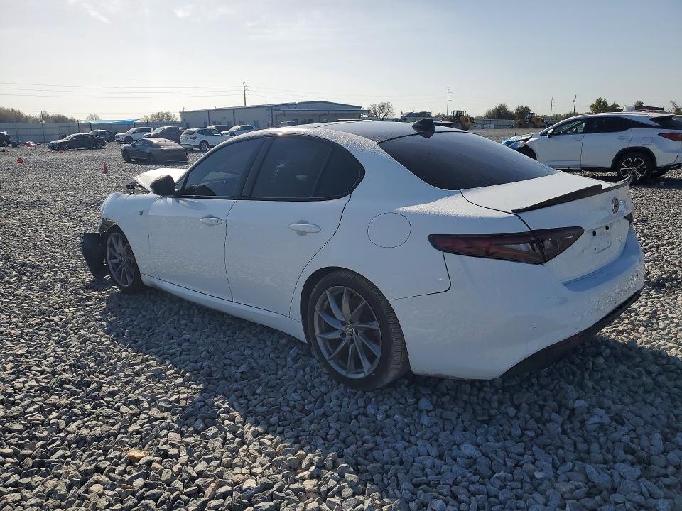 42044796 :رقم المزاد ، ZARFAMBN4R7679997 vin ، 2024 Alfa Romeo Giulia مزاد بيع