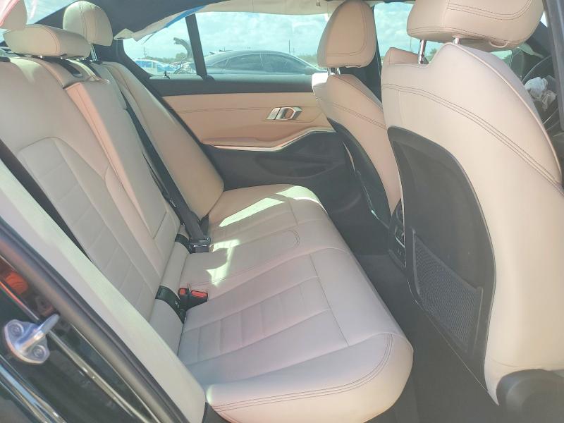 47752326 :رقم المزاد ، 3MW5R1J04M8B88661 vin ، 2021 Bmw 330i مزاد بيع