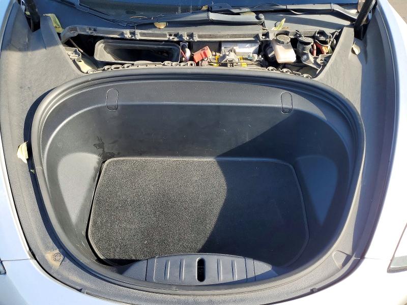 Продажа на аукционе авто 2018 Tesla Model 3, vin: 5YJ3E1EAXJF060537, номер лота: 41639926