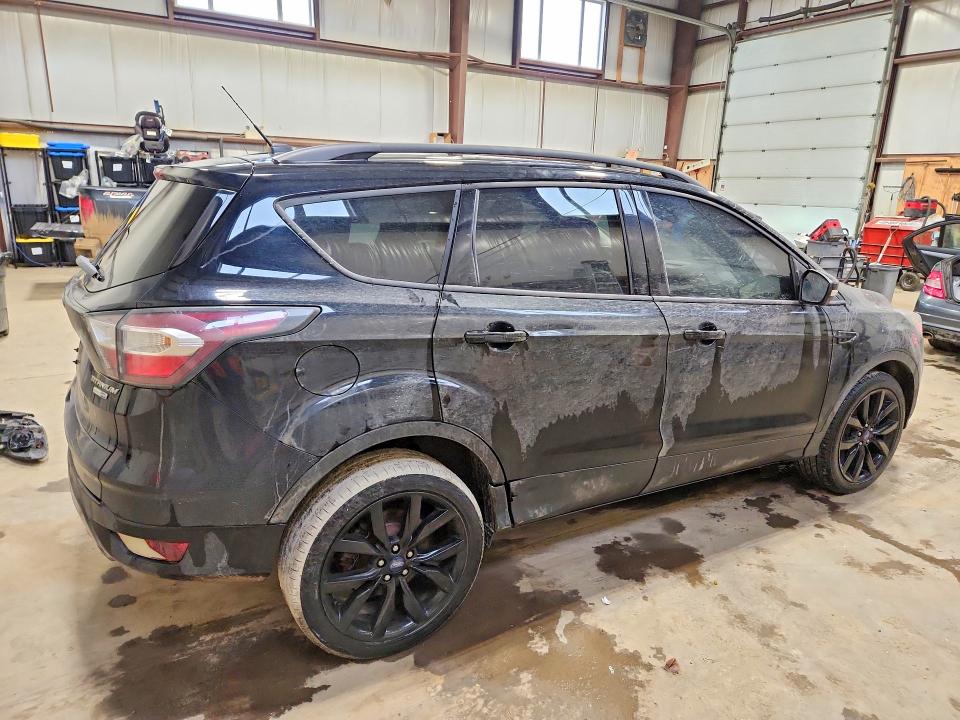2017 Ford Escape მანქანა იყიდება აუქციონზე, vin: 1FMCU9J99HUD70074, აუქციონის ნომერი: 79242565