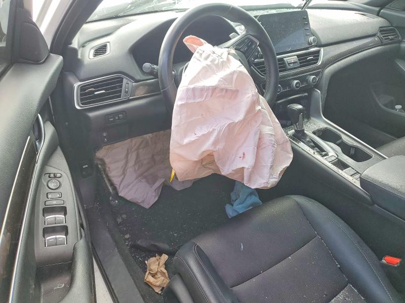 Продажа на аукционе авто 2018 Honda Accord, vin: 1HGCV1F31JA009793, номер лота: 48305456