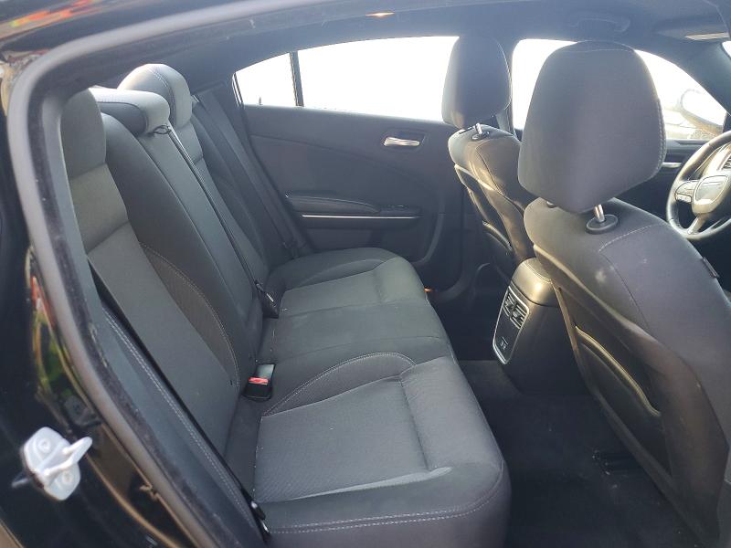 47633636 :رقم المزاد ، 2C3CDXBG9FH881200 vin ، 2015 Dodge Charger مزاد بيع