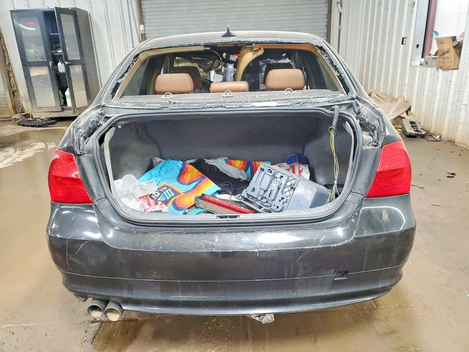 47305876 :رقم المزاد ، WBAPK5G54BNN80024 vin ، 2011 Bmw 328 مزاد بيع