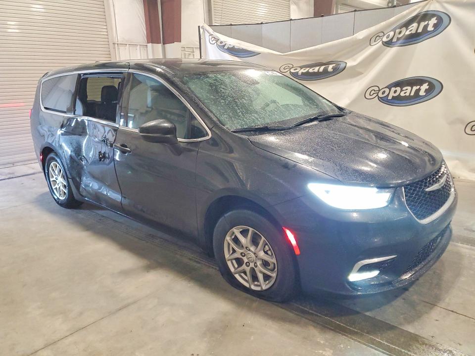 Продажа на аукционе авто 2026 Chrysler Pacifica, vin: 2C4RC1BGXTR175333, номер лота: 46405706