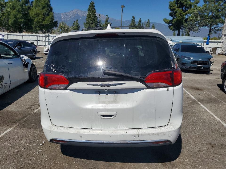2019 Chrysler Pacifica მანქანა იყიდება აუქციონზე, vin: 2C4RC1BG5KR626294, აუქციონის ნომერი: 46765796