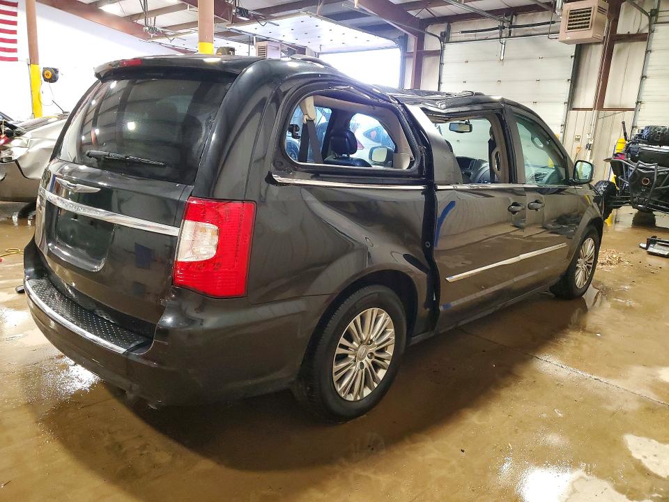 2016 Chrysler Town & Country მანქანა იყიდება აუქციონზე, vin: 2C4RC1CG0GR303082, აუქციონის ნომერი: 45539256