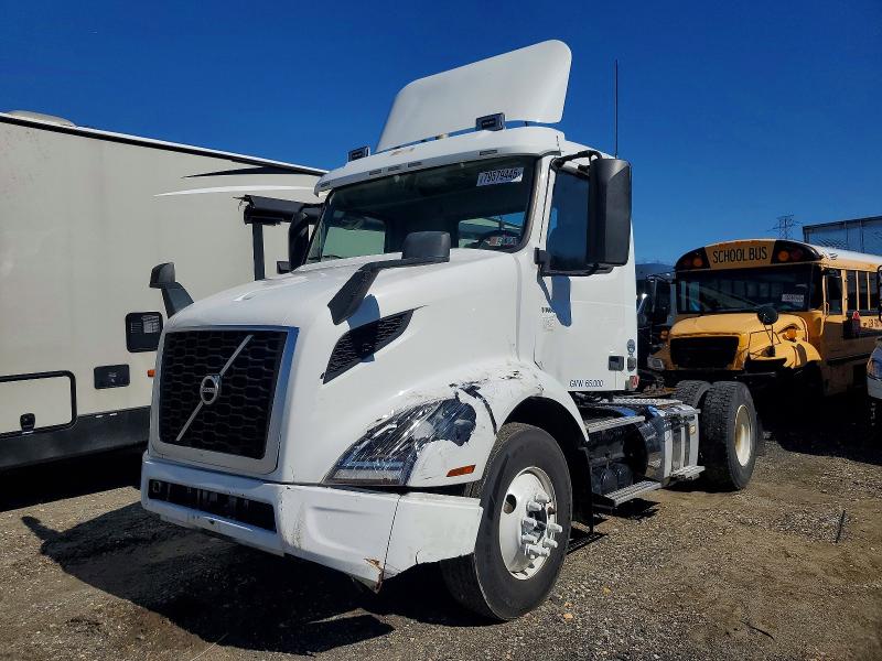 2019 Volvo Vnr მანქანა იყიდება აუქციონზე, vin: 4V4W19DF4KN217894, აუქციონის ნომერი: 79579445