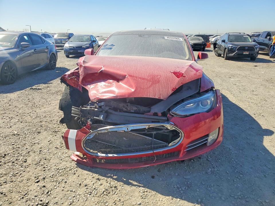 2015 Tesla Model S მანქანა იყიდება აუქციონზე, vin: 5YJSA1H27FFP70191, აუქციონის ნომერი: 46552966